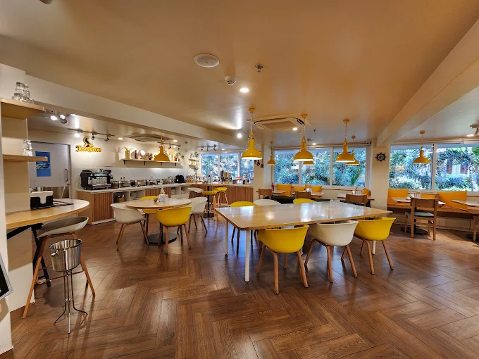 BLOOM HOTEL DONA PAULA GOA